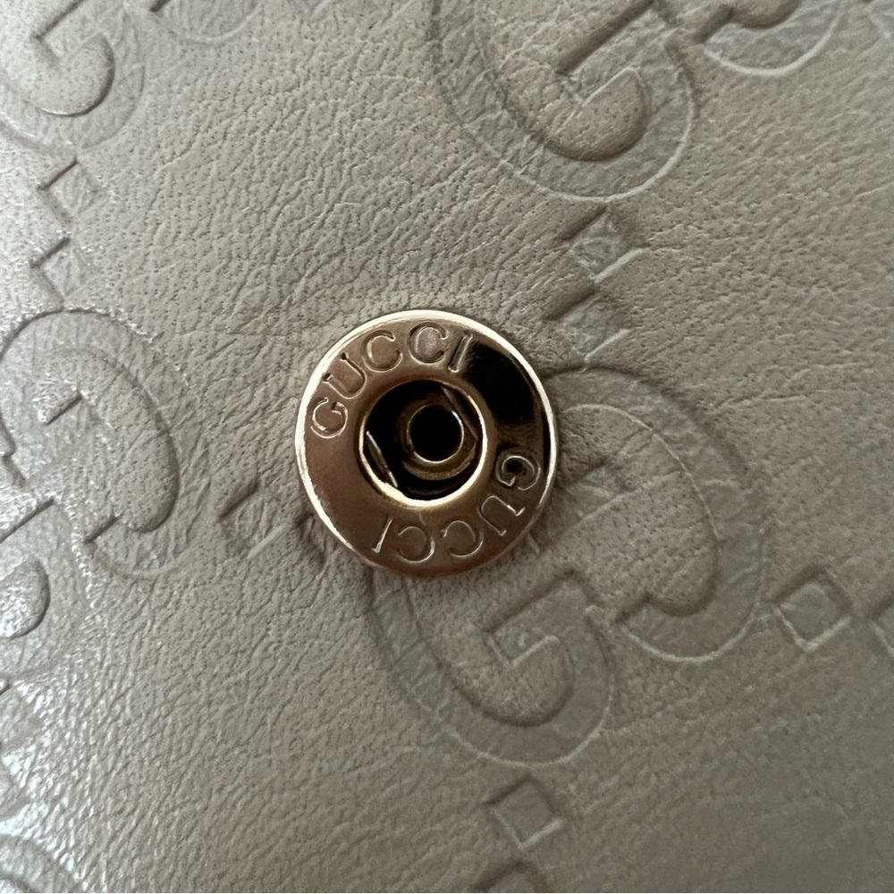 Gucci Short wallet w/box and paperwork! - Picture 14 of 14